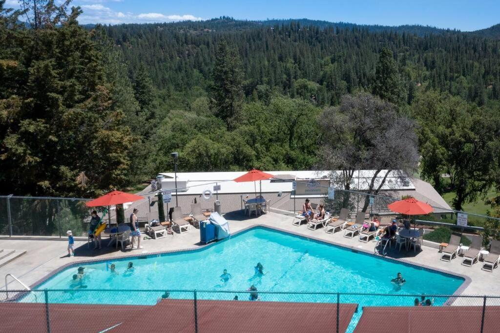 New Luxury Lake House In Pine Mountain Lake Close To Yosemite! Perfect For All Seasons! Great For Retreats, Getaways, Celebrations, And More! Groveland Luaran gambar