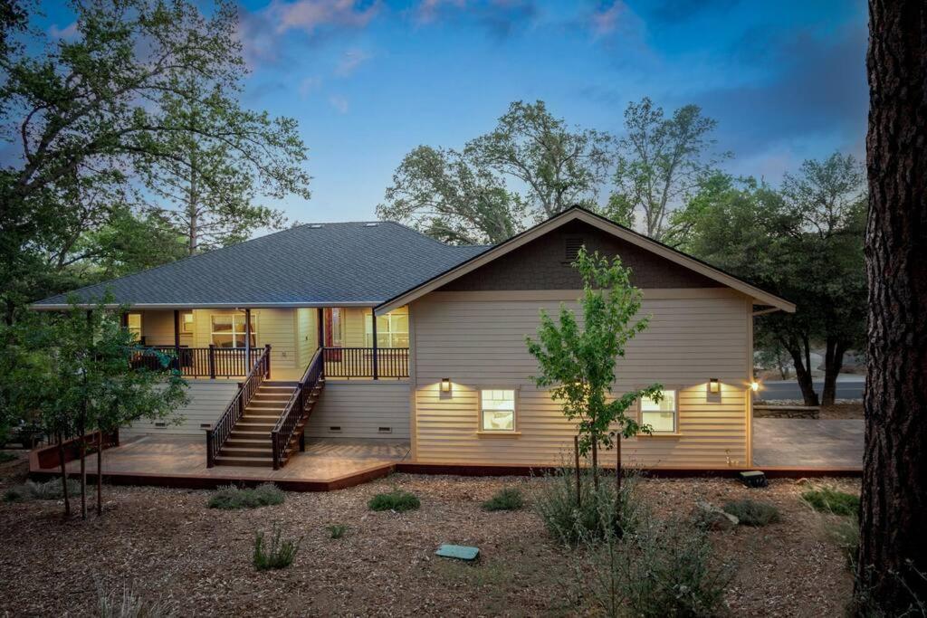 New Luxury Lake House In Pine Mountain Lake Close To Yosemite! Perfect For All Seasons! Great For Retreats, Getaways, Celebrations, And More! Groveland Luaran gambar