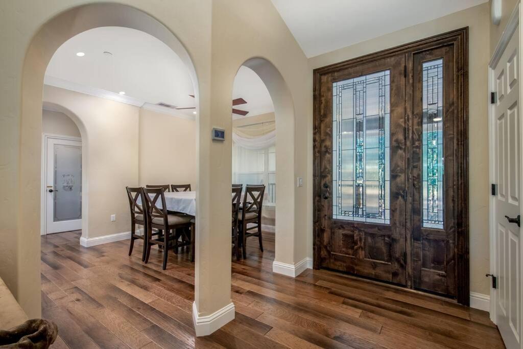 New Luxury Lake House In Pine Mountain Lake Close To Yosemite! Perfect For All Seasons! Great For Retreats, Getaways, Celebrations, And More! Groveland Luaran gambar