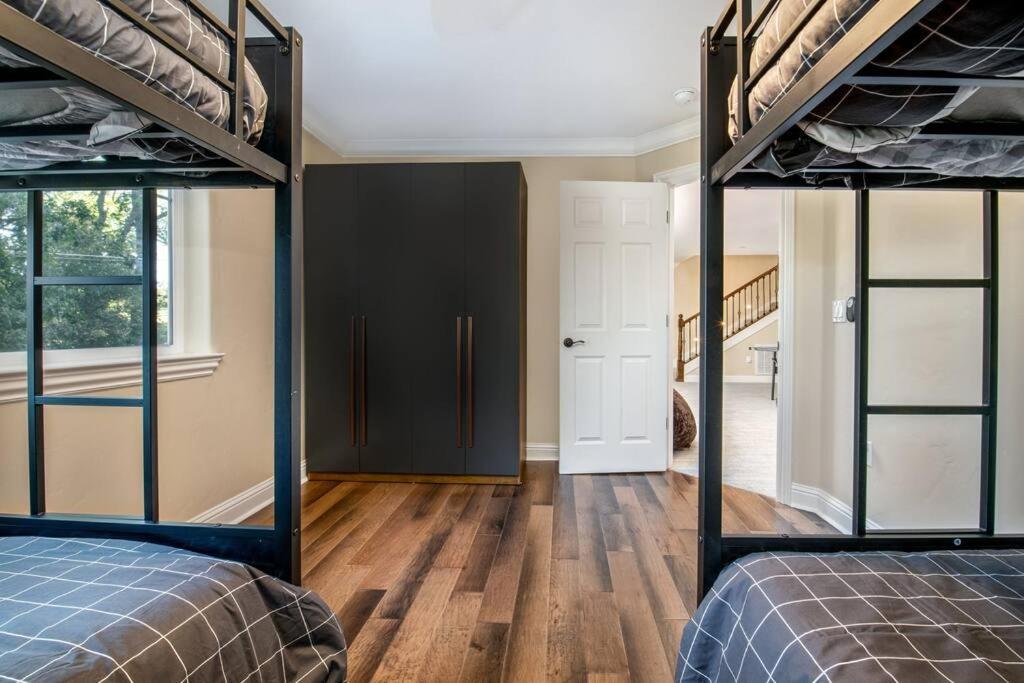 New Luxury Lake House In Pine Mountain Lake Close To Yosemite! Perfect For All Seasons! Great For Retreats, Getaways, Celebrations, And More! Groveland Luaran gambar