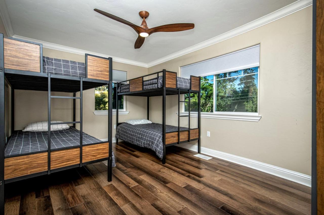 New Luxury Lake House In Pine Mountain Lake Close To Yosemite! Perfect For All Seasons! Great For Retreats, Getaways, Celebrations, And More! Groveland Luaran gambar