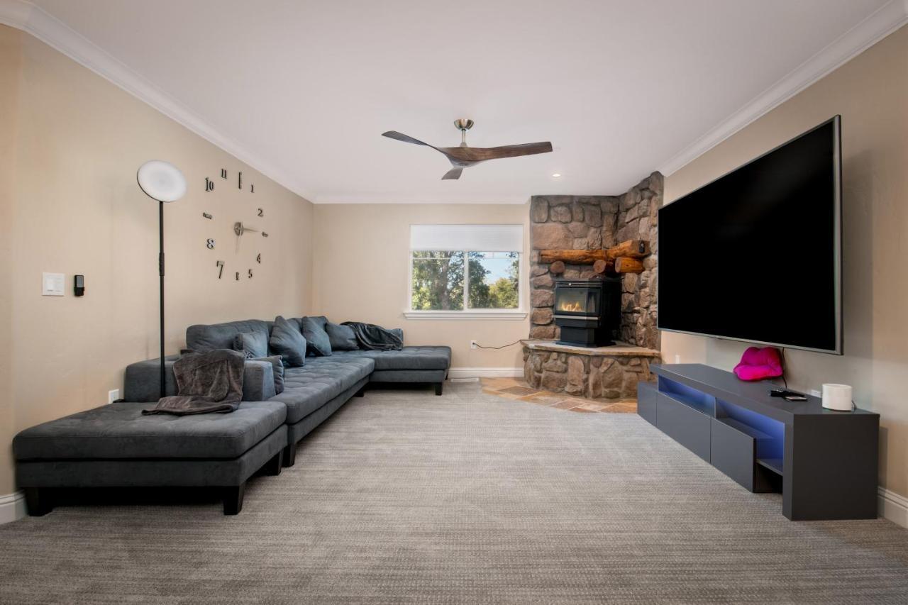 New Luxury Lake House In Pine Mountain Lake Close To Yosemite! Perfect For All Seasons! Great For Retreats, Getaways, Celebrations, And More! Groveland Luaran gambar